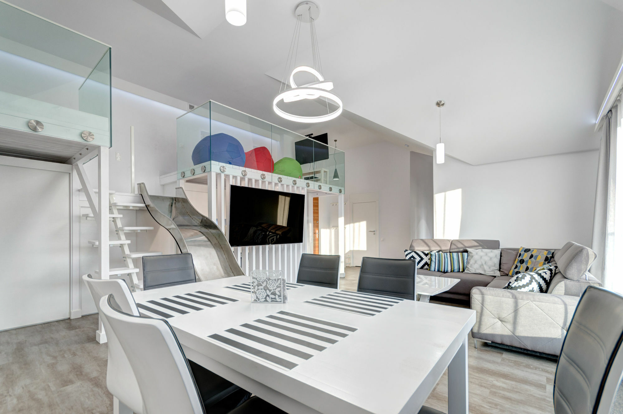 Domotel Waterlane Гданск Екстериор снимка
